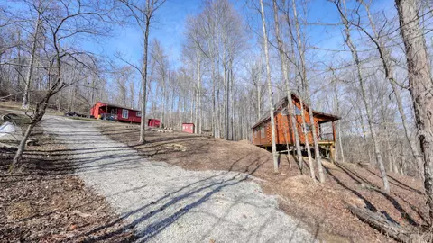6870 Crane Run Rd, Cumberland, OH 43732