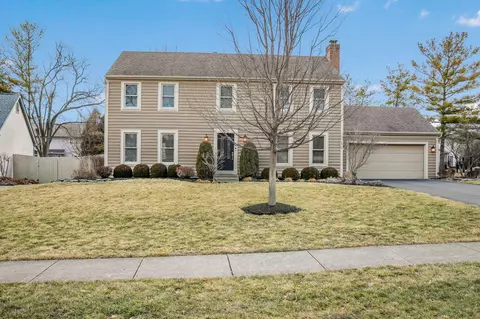 470 Mainsail Dr, Westerville, OH 43081