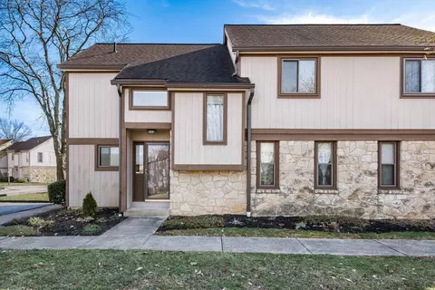 6226 Roxburgh Ct, Columbus, OH 43213