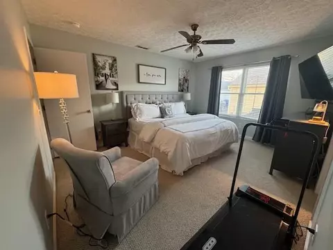 Bedroom - 210 Bartlett St, Delaware, OH 43015 photo 5 of 5