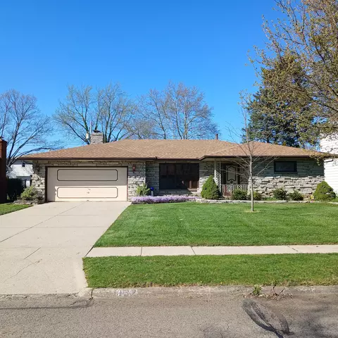1132 Upland Dr, Columbus, OH 43229