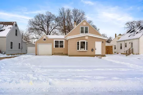 257 Holmes Dr, Fairborn, OH 45324