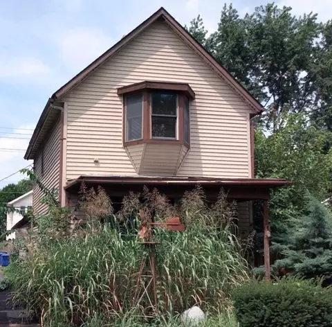 118 W Pacemont Rd, Columbus, OH 43202