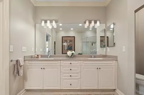 Bath - 8367 Dolman Dr, Powell, OH 43065 photo 3 of 11
