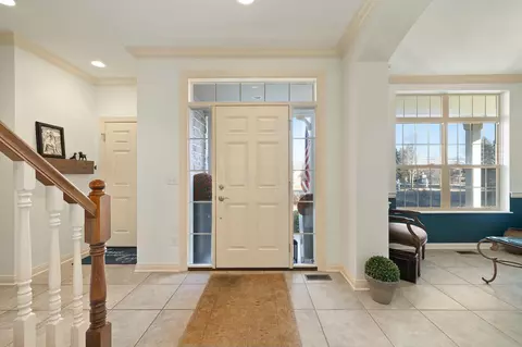 Entry Way - 8367 Dolman Dr, Powell, OH 43065 photo 2 of 4