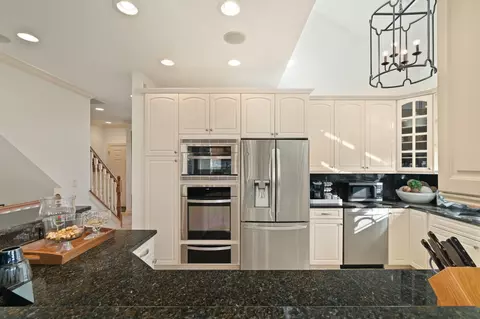 Kitchen - 8367 Dolman Dr, Powell, OH 43065 photo 3 of 6