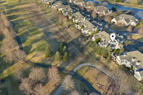 View/Area - 8367 Dolman Dr, Powell, OH 43065 photo 6 of 9