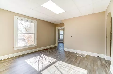 Living - 380 Stanton Ave, Springfield, OH 45503 photo 11 of 12