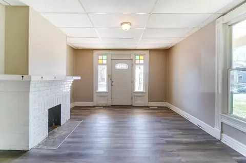 Living - 380 Stanton Ave, Springfield, OH 45503 photo 1 of 12