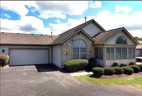 6045 Landings Pond Pl, Grove City, OH 43123