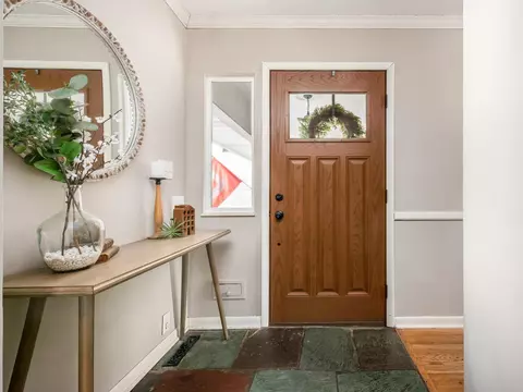 256 S Kellner Rd, Columbus, OH 43209 photo 6