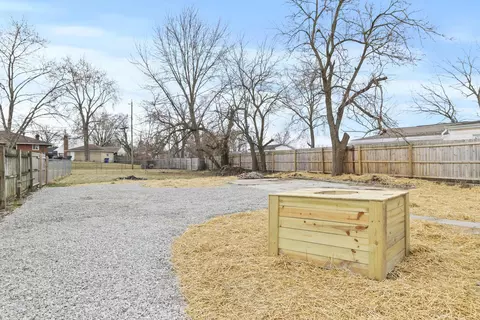 1257 Moler Rd, Columbus, OH 43207 photo 4