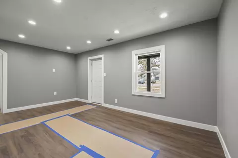 1257 Moler Rd, Columbus, OH 43207 photo 8