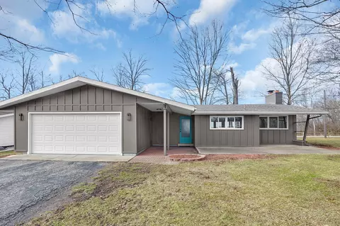 1373 Hanover Ct, Circleville, OH 43113