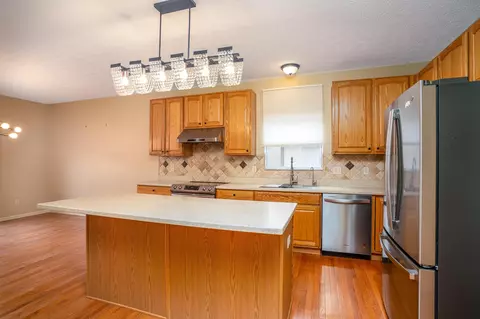 Kitchen - 8041 Townsend Rd, Dublin, OH 43016 photo 4 of 5