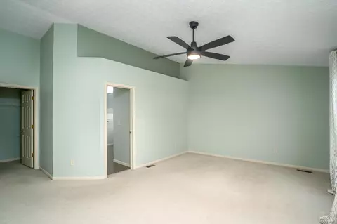 Bedroom - 8041 Townsend Rd, Dublin, OH 43016 photo 1 of 11