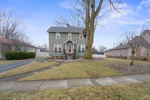 905 S Myrtle Ave, Willard, OH 44890