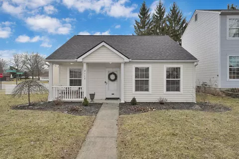 3117 Stonebluff Dr, Columbus, OH 43232
