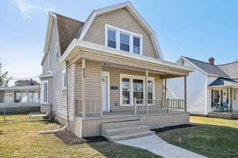 803 Clinton Ave, Washington Court House, OH 43160