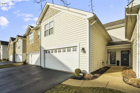 5031 Calais Dr, Columbus, OH 43221