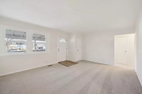 898 Bucknell Rd, Columbus, OH 43213 photo 3