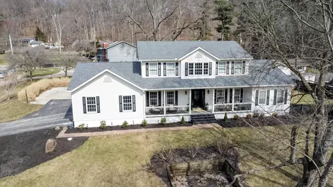 710 W Broadway, Granville, OH 43023
