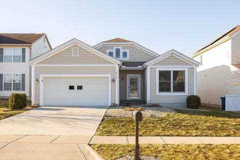 8747 Brenstuhl Park Dr, Blacklick, OH 43004