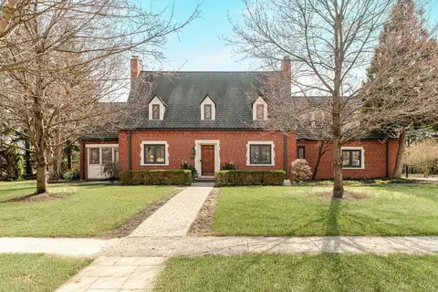 1475 Essex Rd, Columbus, OH 43221