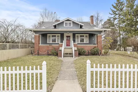 471 Beacon Rd, Newark, OH 43055