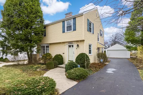 384 Fallis Rd, Columbus, OH 43214