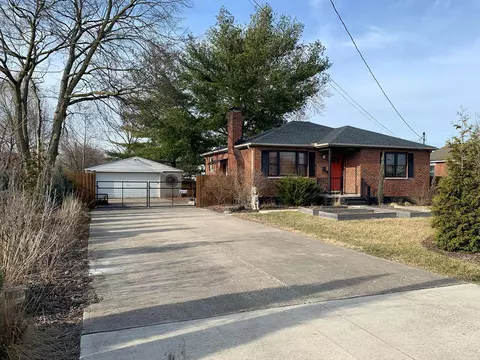 3216 El Paso Dr, Columbus, OH 43204