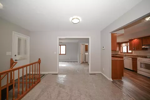 Entry Way - 1277 Shellbark St, Marion, OH 43302 photo 1 of 2