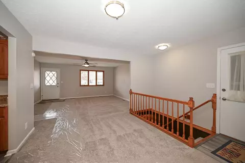 Living - 1277 Shellbark St, Marion, OH 43302 photo 9 of 9
