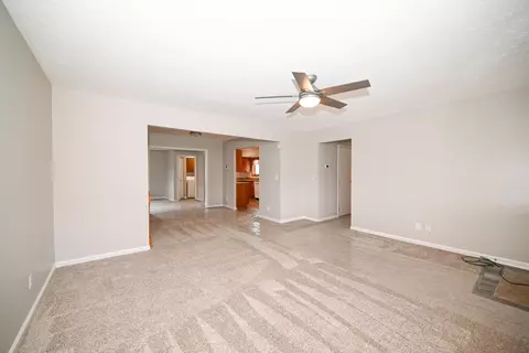 Living - 1277 Shellbark St, Marion, OH 43302 photo 3 of 9