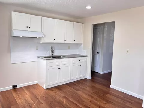 Kitchen - 1770 Chippewa Dr, Circleville, OH 43113 photo 2 of 6