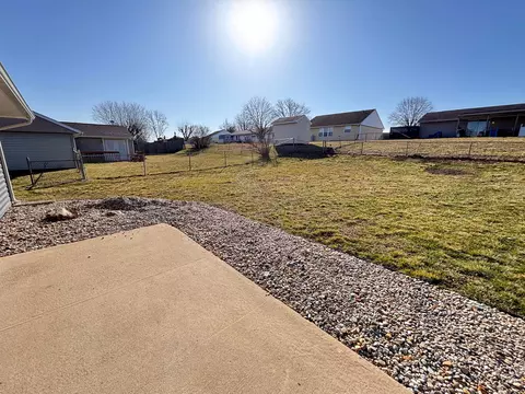 Exterior - 1770 Chippewa Dr, Circleville, OH 43113 photo 5 of 5