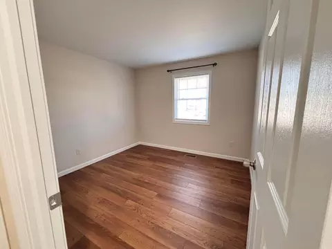 Bedroom - 1770 Chippewa Dr, Circleville, OH 43113 photo 2 of 3