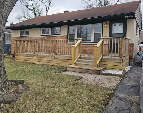 4229 Maplegrove Dr, Grove City, OH 43123