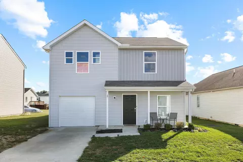 35 Waterman Ave, Commercial Point, OH 43116