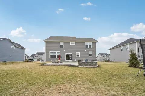 Exterior - 7587 White Cap Dr, Powell, OH 43065 photo 7 of 14