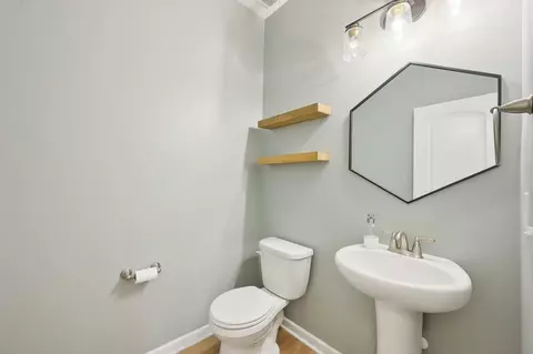Bath - 7587 White Cap Dr, Powell, OH 43065 photo 1 of 6