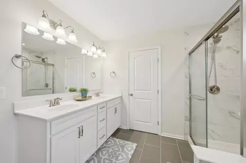 Bath - 7587 White Cap Dr, Powell, OH 43065 photo 6 of 6