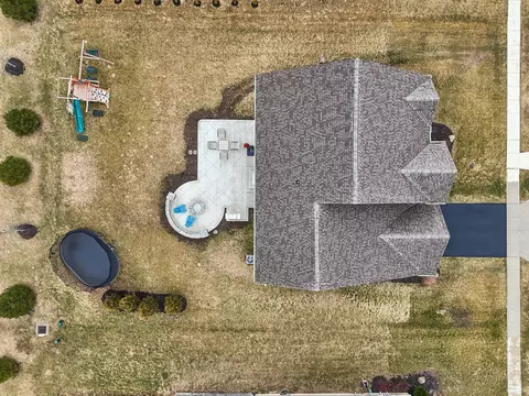 View/Area - 7587 White Cap Dr, Powell, OH 43065 photo 3 of 6
