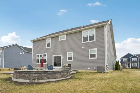 Exterior - 7587 White Cap Dr, Powell, OH 43065 photo 8 of 14