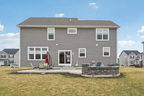 Exterior - 7587 White Cap Dr, Powell, OH 43065 photo 6 of 14