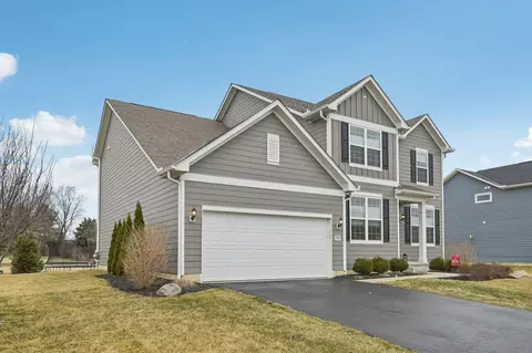 Exterior - 7587 White Cap Dr, Powell, OH 43065 photo 2 of 14