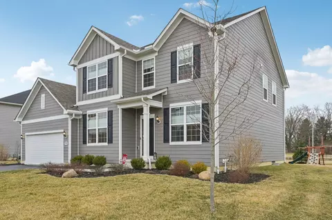 Exterior - 7587 White Cap Dr, Powell, OH 43065 photo 3 of 14