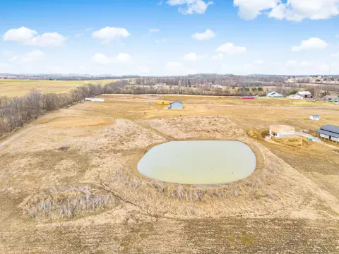 25358 Shoemaker Rd, Circleville, OH 43113 photo 4
