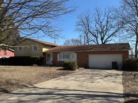 109 Roberts Dr SE, Newark, OH 43056