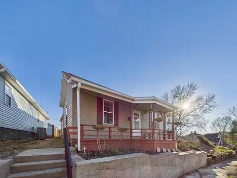 1226 E Walnut St, Lancaster, OH 43130